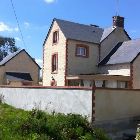 Le Relais Du Douet Bed & Breakfast