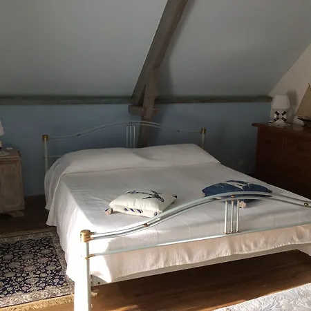 Le Relais Du Douet Bed & Breakfast